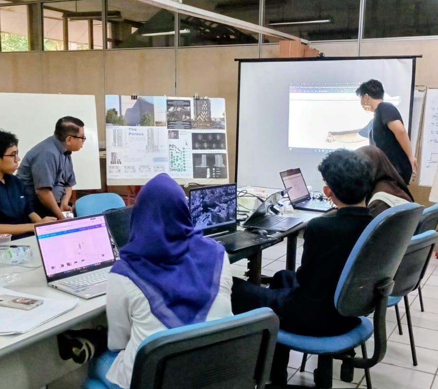 ![Reviewer eksternal mengevaluasi karya mahasiswa Studio Perancangan Arsitektur 4 ITI](https://via.placeholder.com/800x450.png?text=Studio+Perancangan+Arsitektur+4)